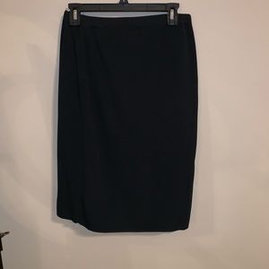Black pencil skirt